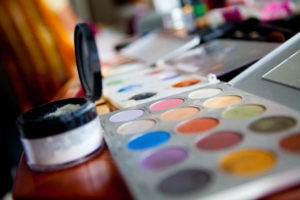 farbenreiche Make Up Palette